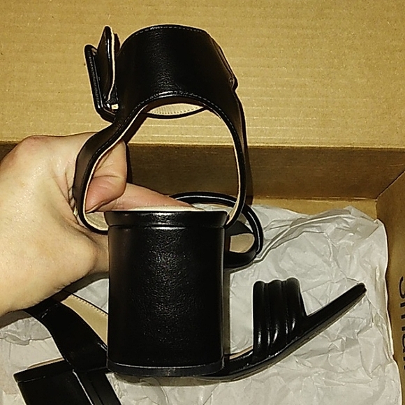 ☆NEW☆Super Sexy Ladies Chunky Block Heel Open Toe CL Chinese Laundry Black Heels - Picture 16 of 16